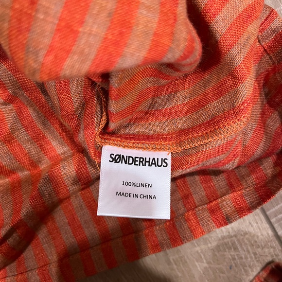 Sonderhaus Linen Set - Picture 6 of 7